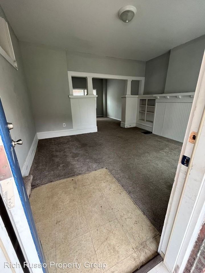 10871097 Stanley Ave Apartments 1087 Stanley Ave, Columbus, OH 43206