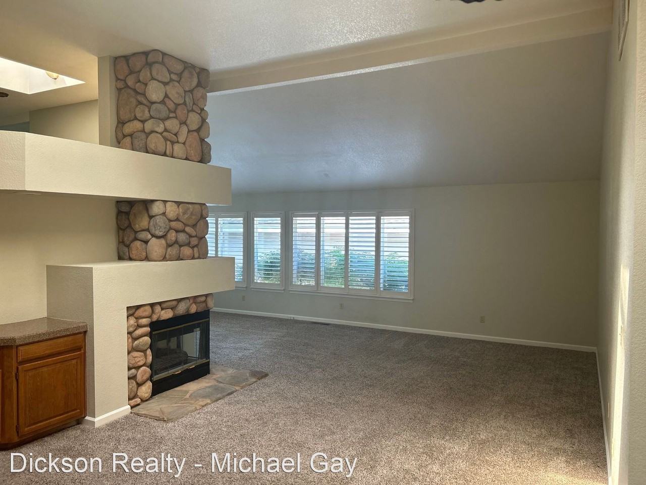 3336 Spring Creek Cir - Photo 3 of 16