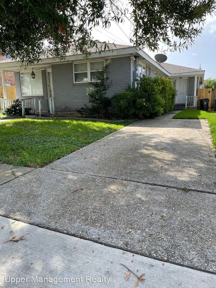 234 236 20th Street Apartments in Lakeview, New Orleans, LA 70124