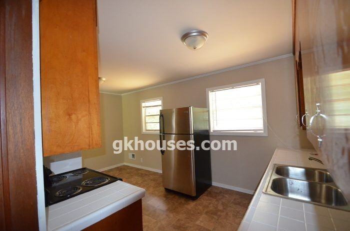 1712 Rogina Ln - Photo 3 of 19