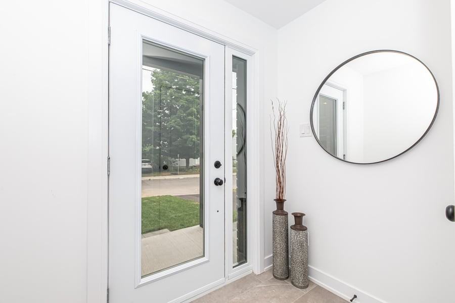 259 Garneau St - Photo 2 of 14