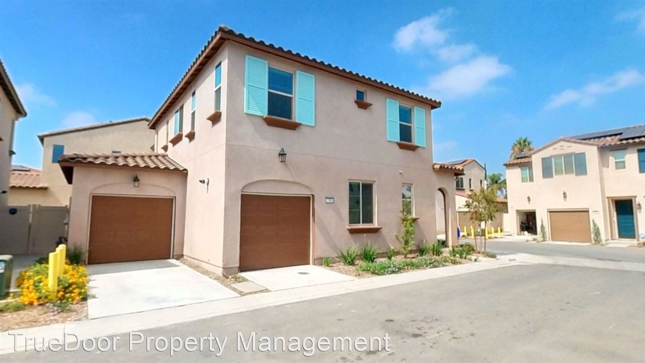 1984 S Raintree Pl - Photo 2 of 23