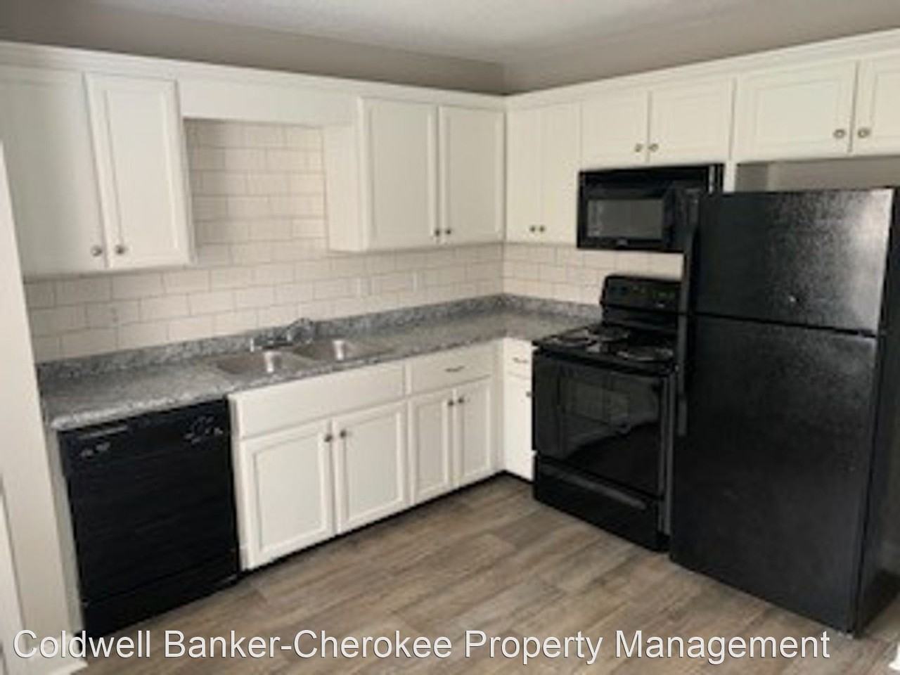 815 Hidden Spring Drive - Photo 2 of 12