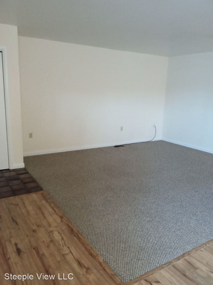 810 -816 Highland - Photo 2 of 11