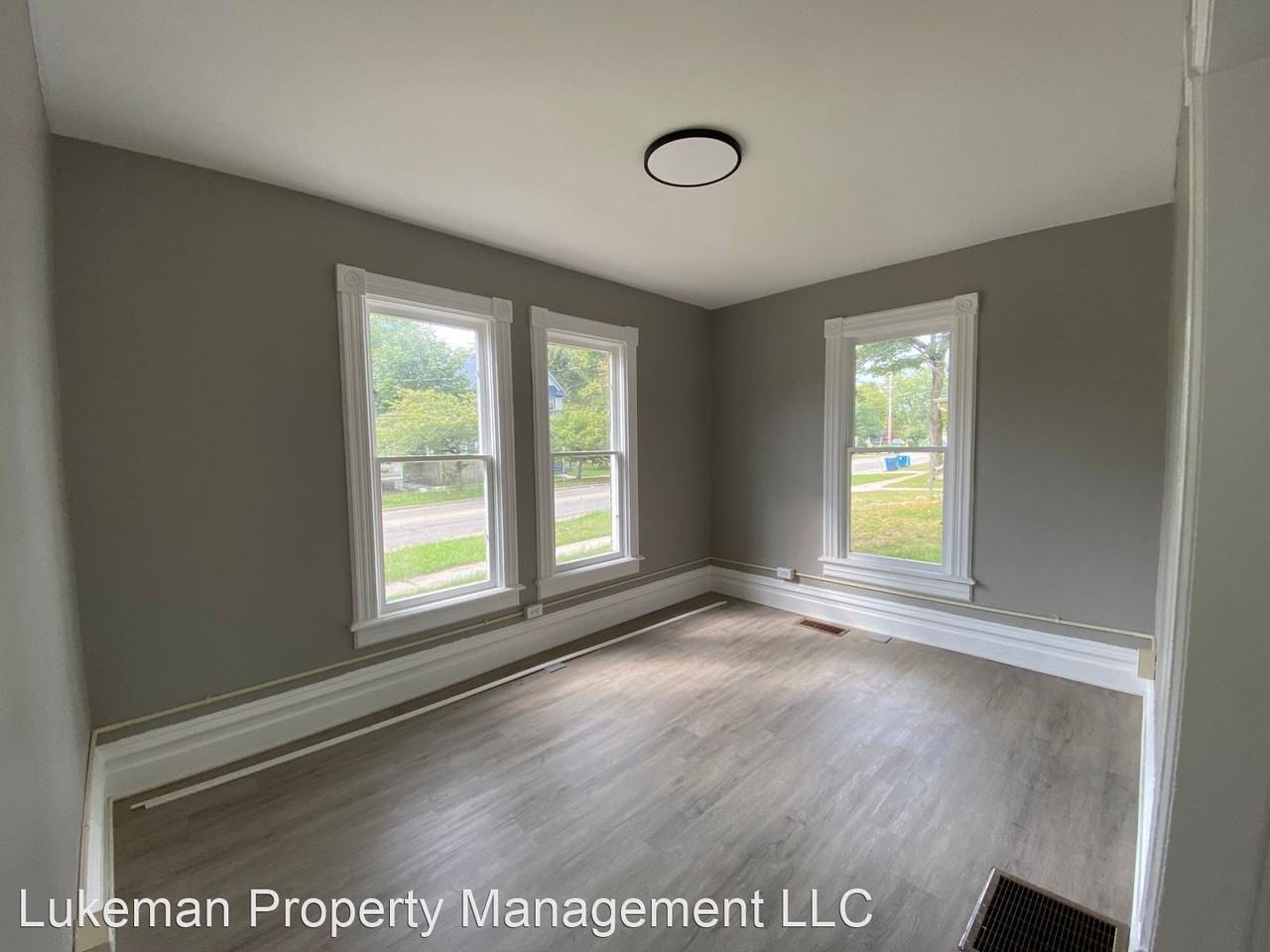 116 Balch St - Photo 3 of 17