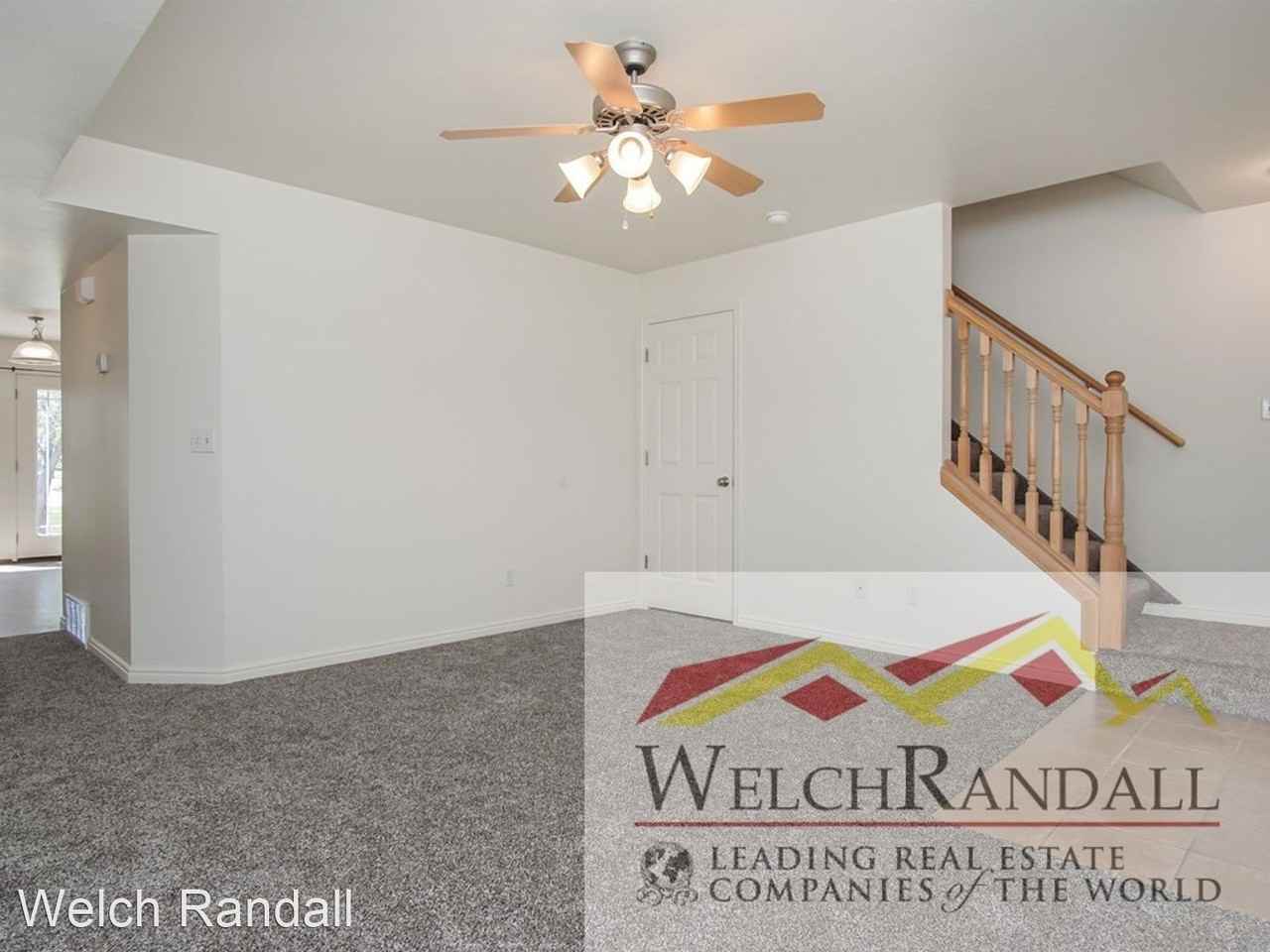 209 E 2350 N - Photo 3 of 24