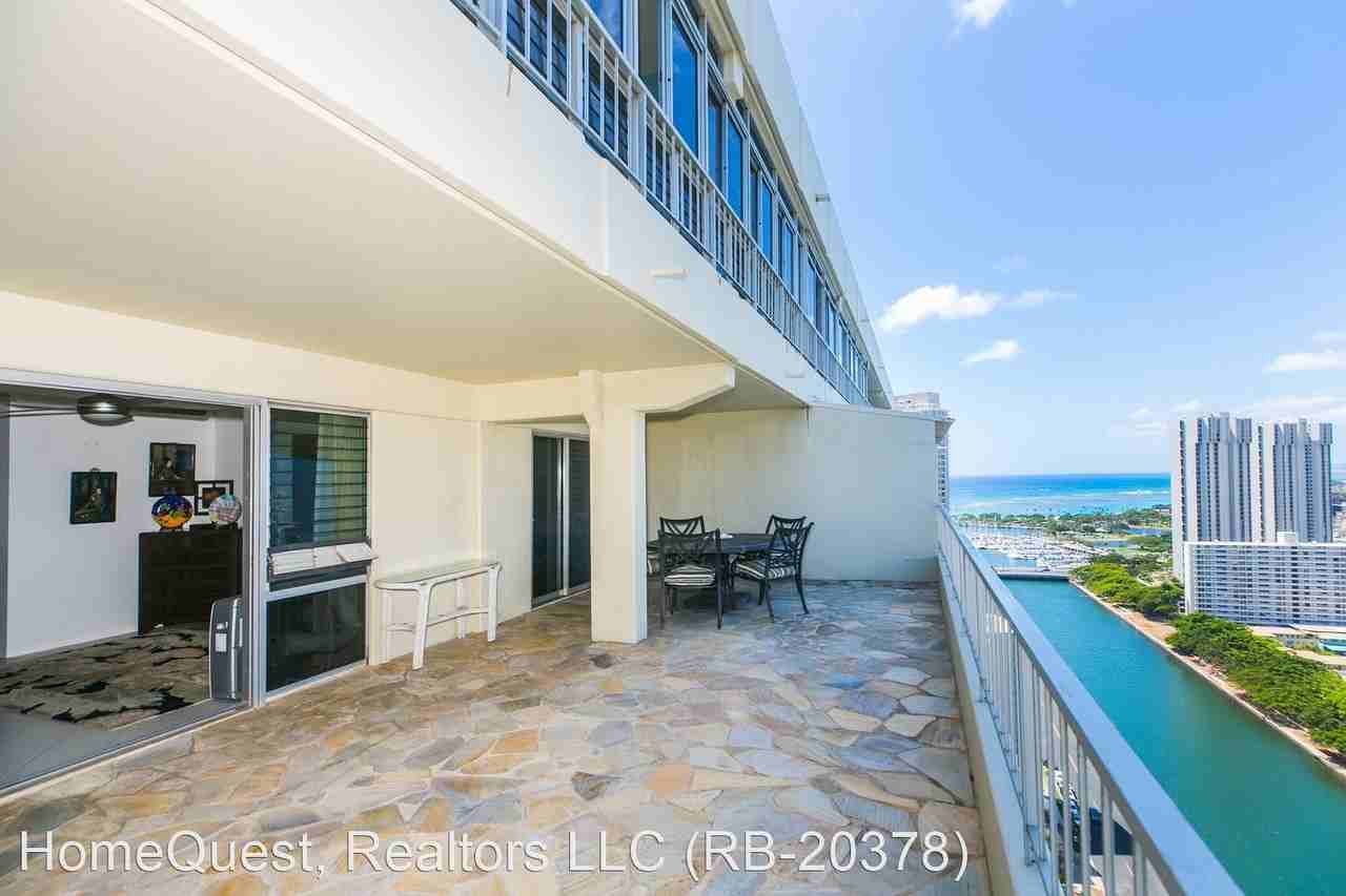 1717 Ala Wai PH-1 - Photo 2 of 21