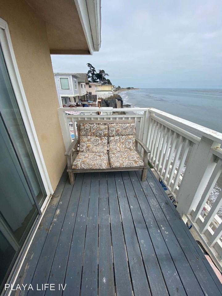 6679 Del Playa - Photo 3 of 17