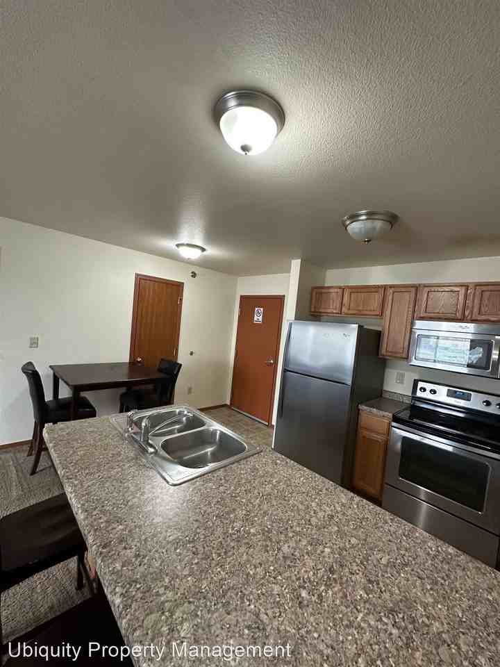Furnished Apts - Photo 2 of 36