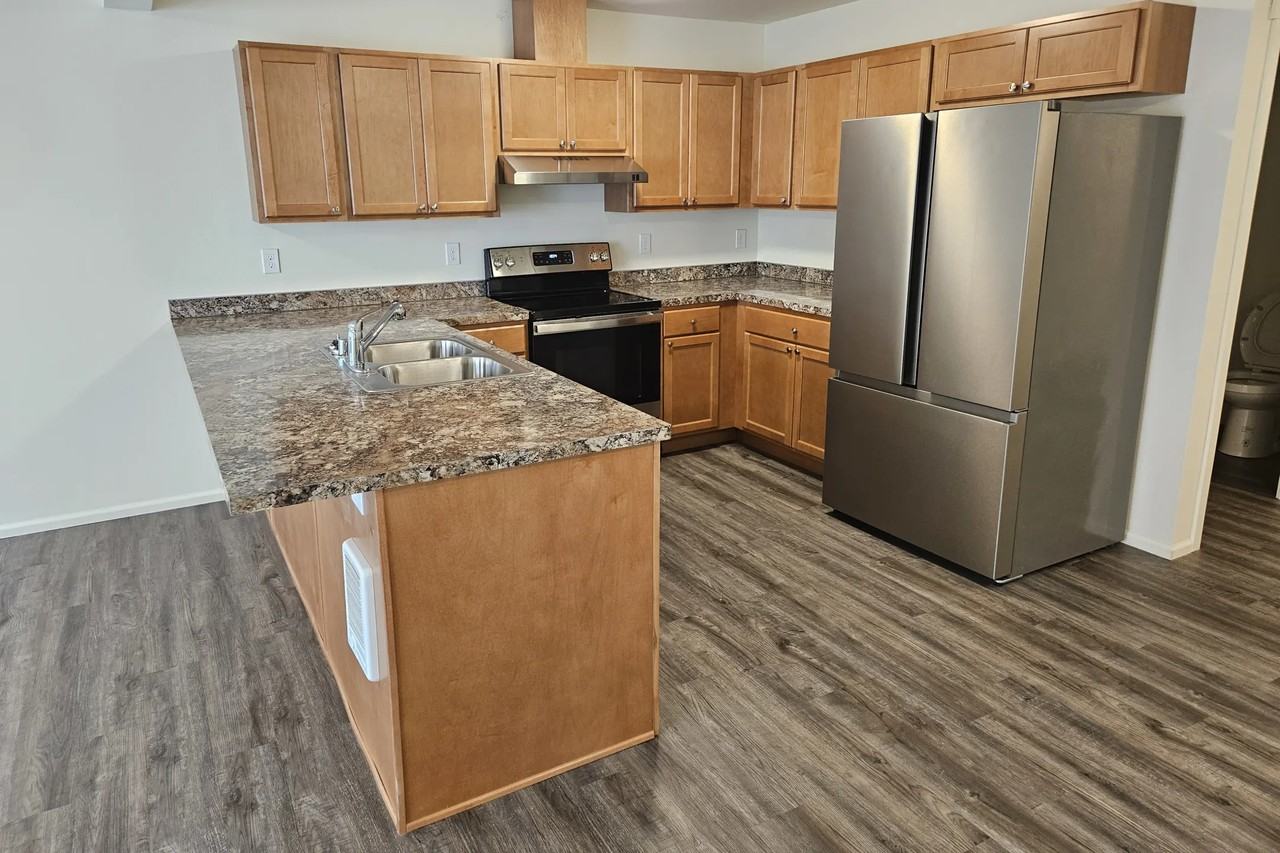 3044 Jackson Hwy - Photo 3 of 9