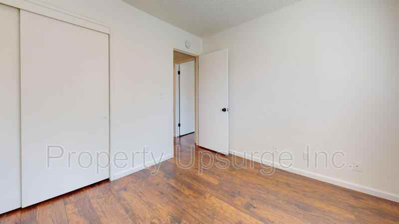 1356 Hobart Dr - Photo 4 of 12