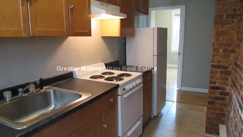 4 Michelangelo St #3