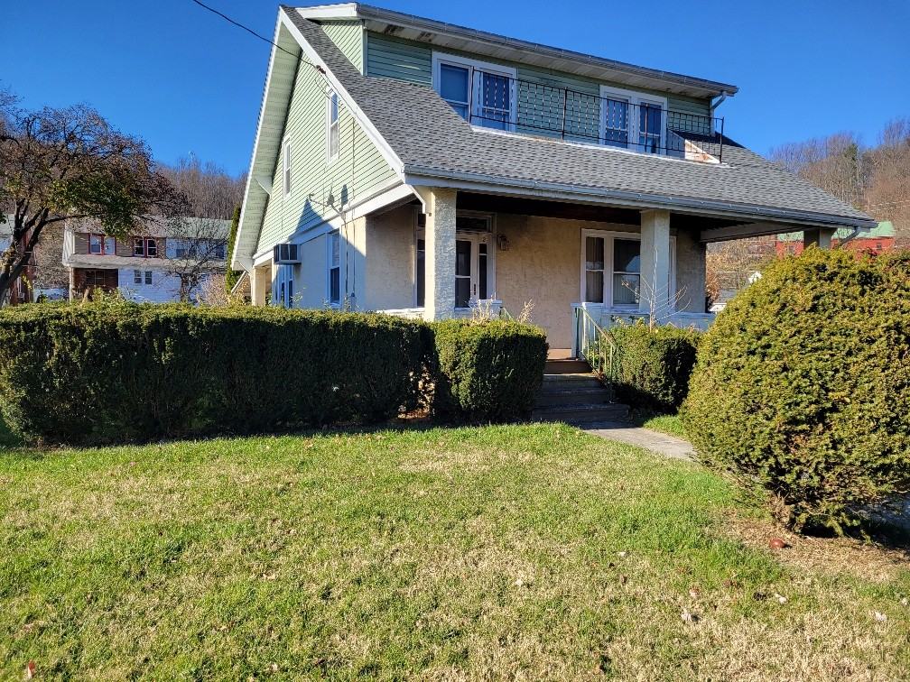 2 Myrtle Ave - Photo 3 of 25