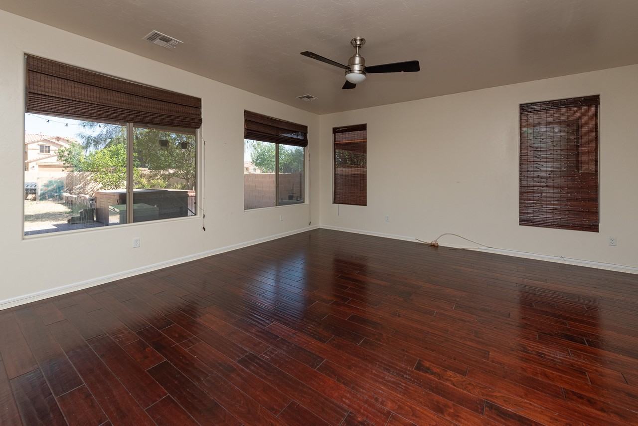 727 W Camino Curvitas - Photo 4 of 31