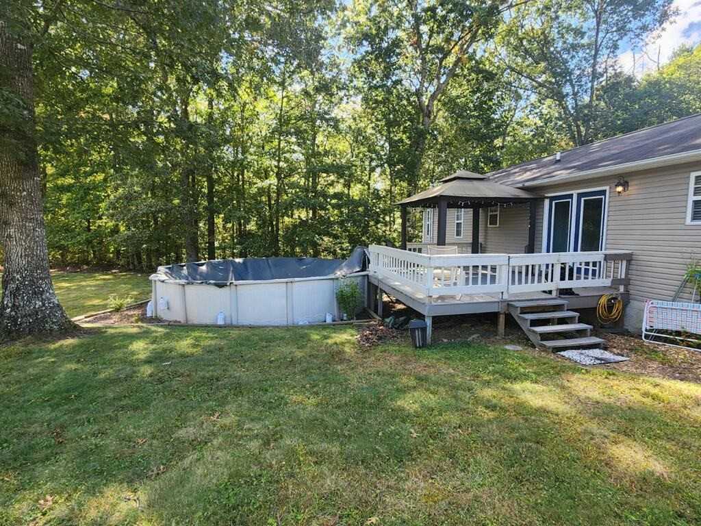 201 Estates Lake Dr - Photo 3 of 5