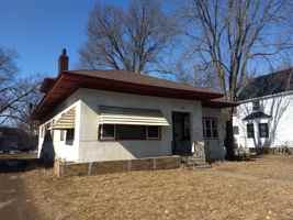 featured image of 1122 State St