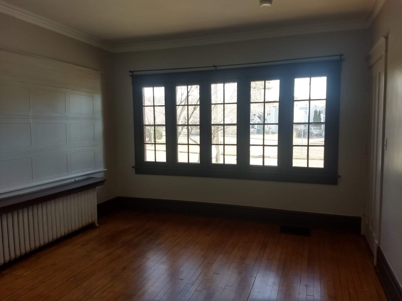 1122 State St - Photo 2 of 17