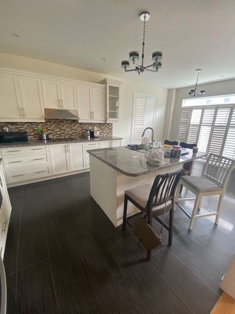 330 Carrier Crescent - Photo 2 of 11