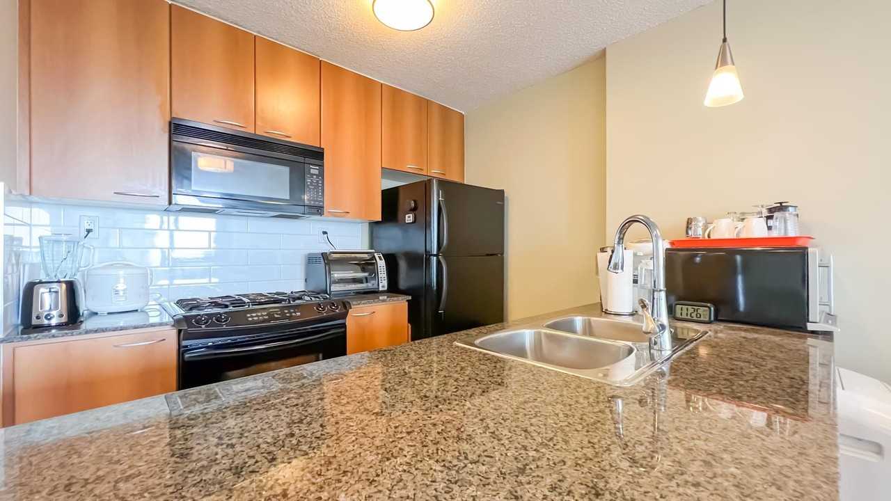 7108 Collier Street #901 - Photo 5 of 15