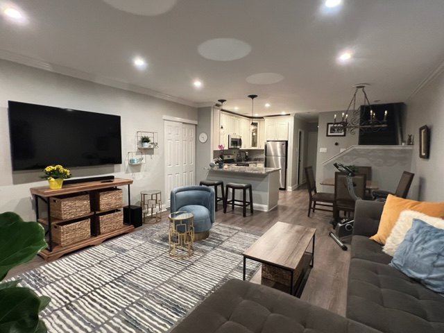 851 N 28th St #A - Photo 3 of 20