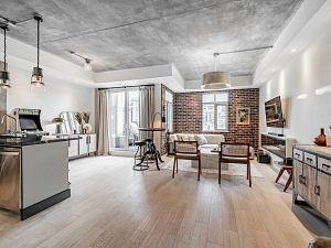 550 Front Street West #0613