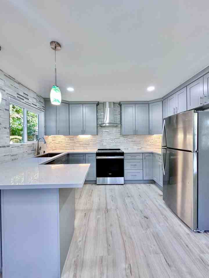 Mountain View Home - Photo 2 of 7