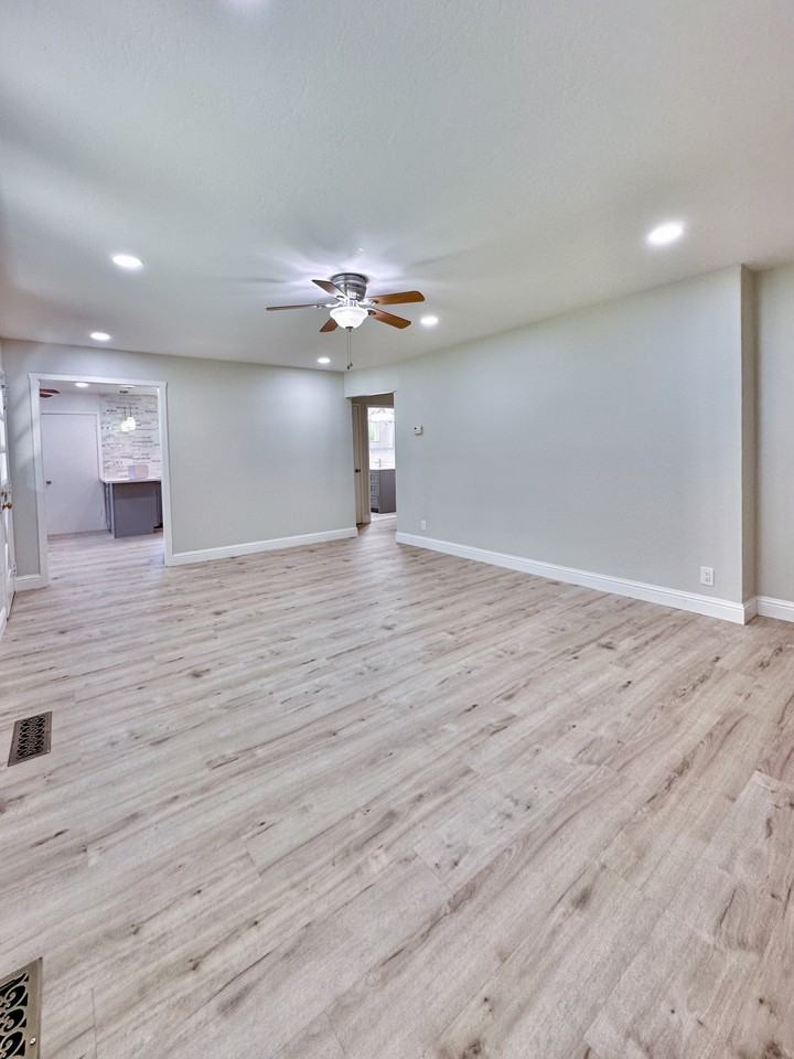 Mountain View Home - Photo 6 of 7