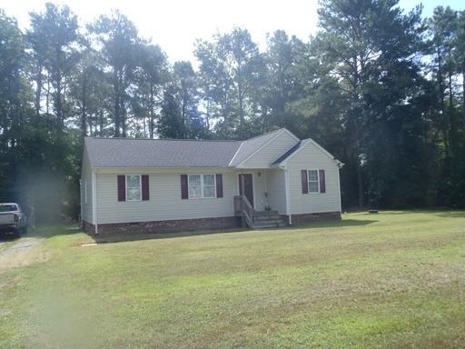 88 Maple Rd - Photo 2 of 13