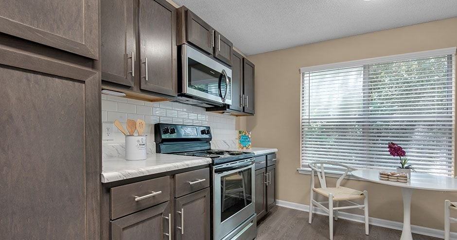 Crystal Lake Apartments - Photo 2 of 32