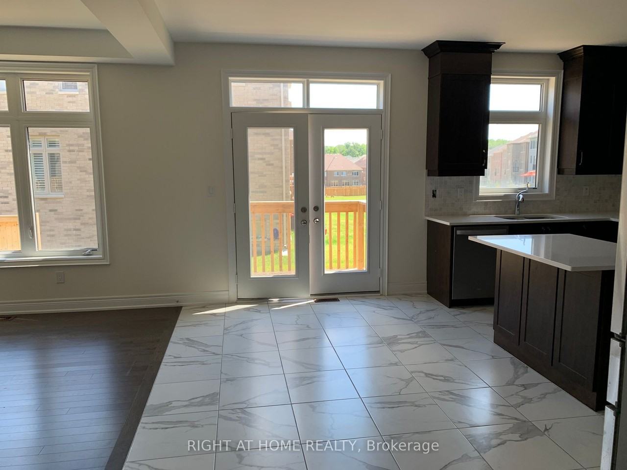 35 Prunella Crescent - Photo 3 of 10