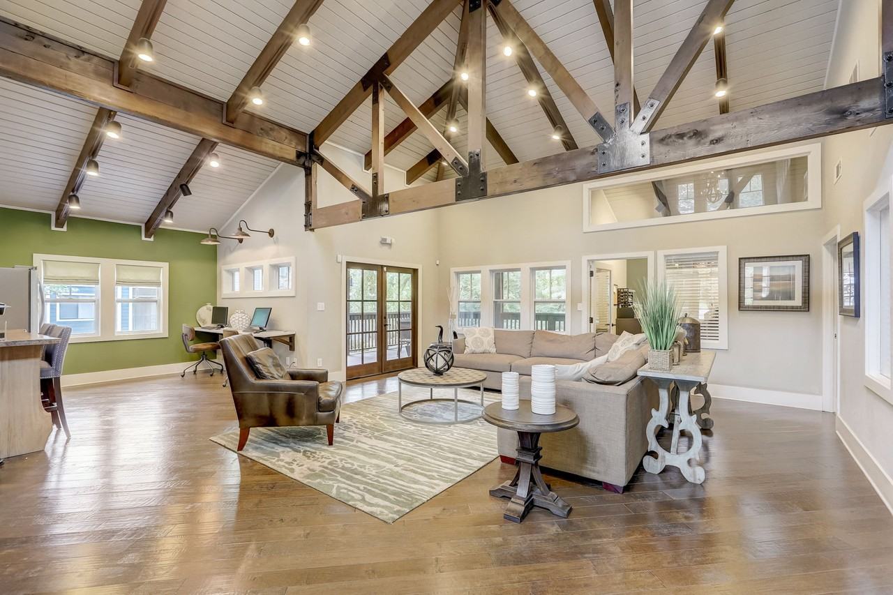 Wynnwood Vinings - Photo 3 of 40