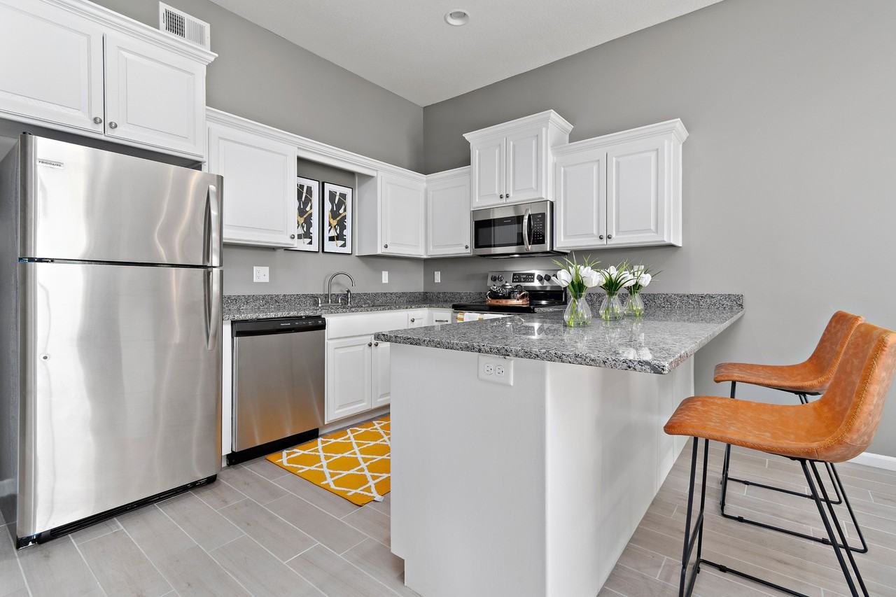 Eagle Ridge Townhomes - Photo 4 of 45