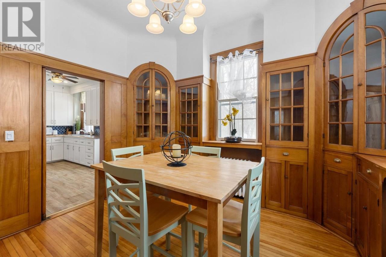 59 2-59 Longworth Avenue - Condo - Photo 2 of 11