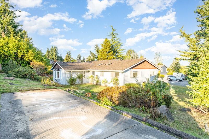12707 89th Pl Ne - Photo 2 of 27