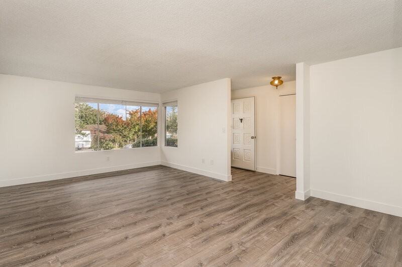 12707 89th Pl Ne - Photo 7 of 27