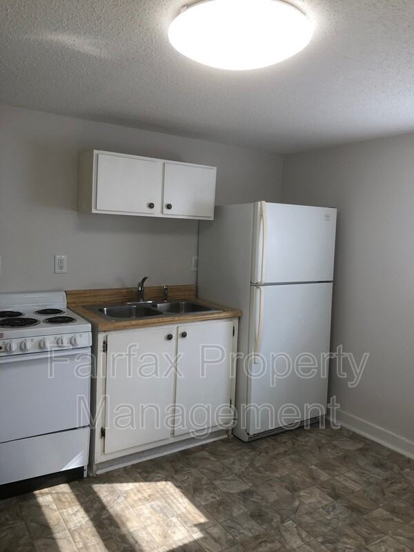 301 East Lawson Street #C - Photo 7 of 19