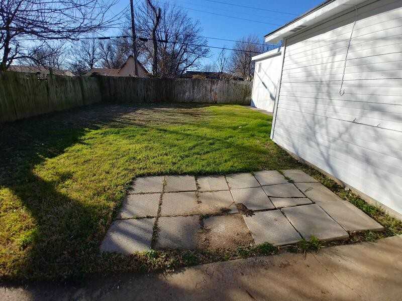 1632 N Evanston Pl - Photo 2 of 20