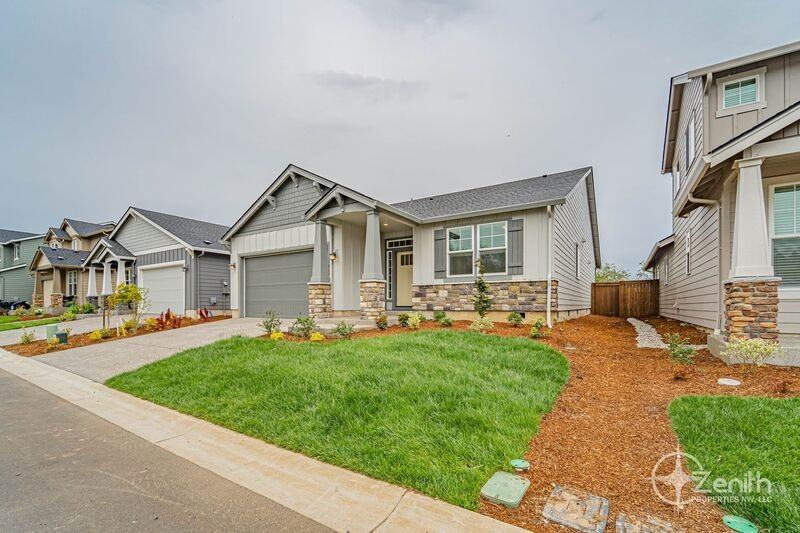 11813 Ne 138th Ave - Photo 2 of 35