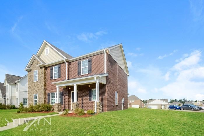 3672 Grand Central Ave - Photo 2 of 17