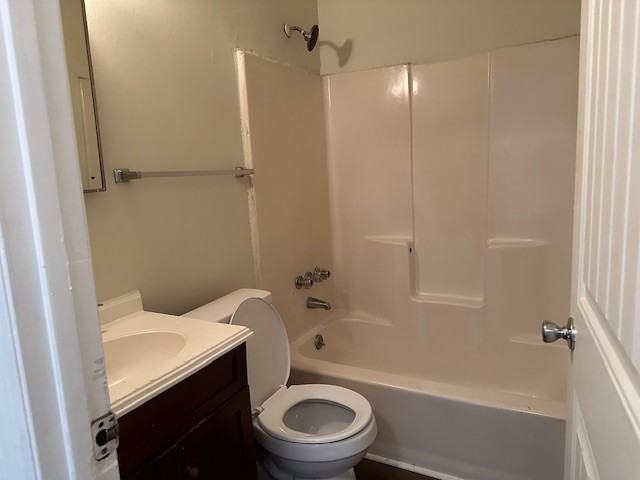 3706 Brickmont Dr #B - Photo 3 of 7