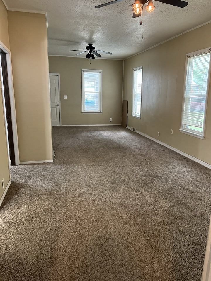 722 16th St S #1 - Photo 4 of 9