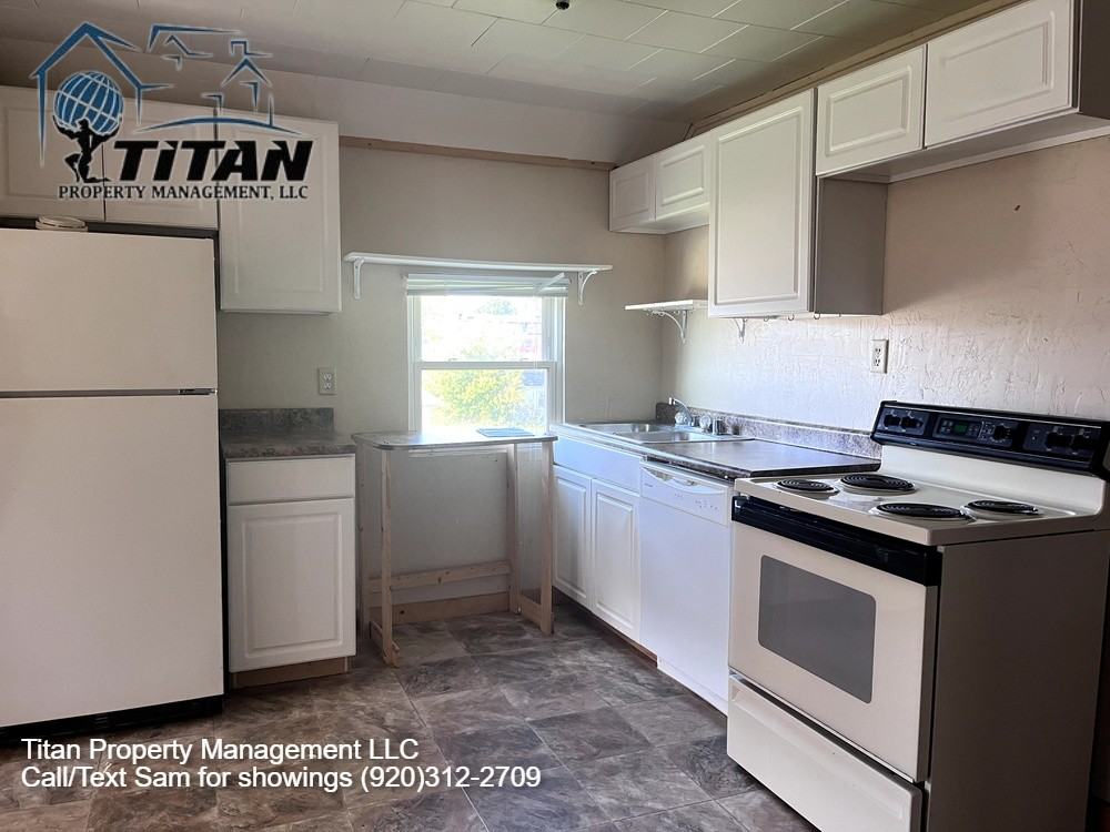 106 1/2 W 9th Ave #2 - Photo 2 of 11