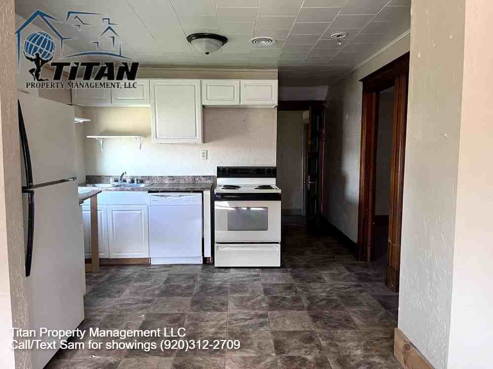 106 1/2 W 9th Ave #2 - Photo 3 of 11