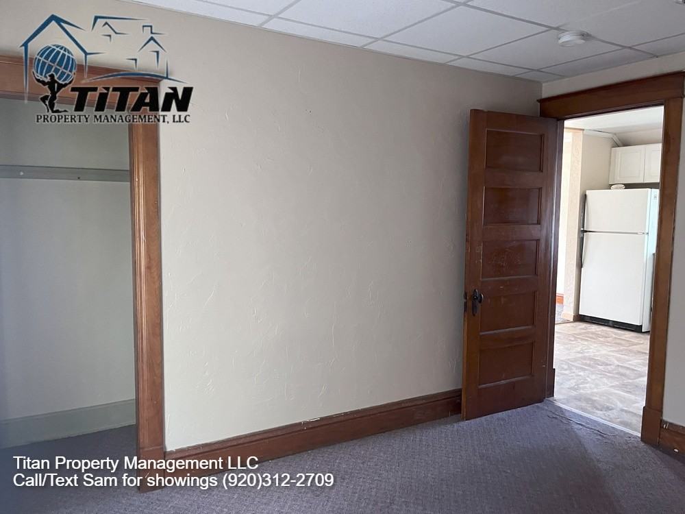 106 1/2 W 9th Ave #2 - Photo 4 of 11