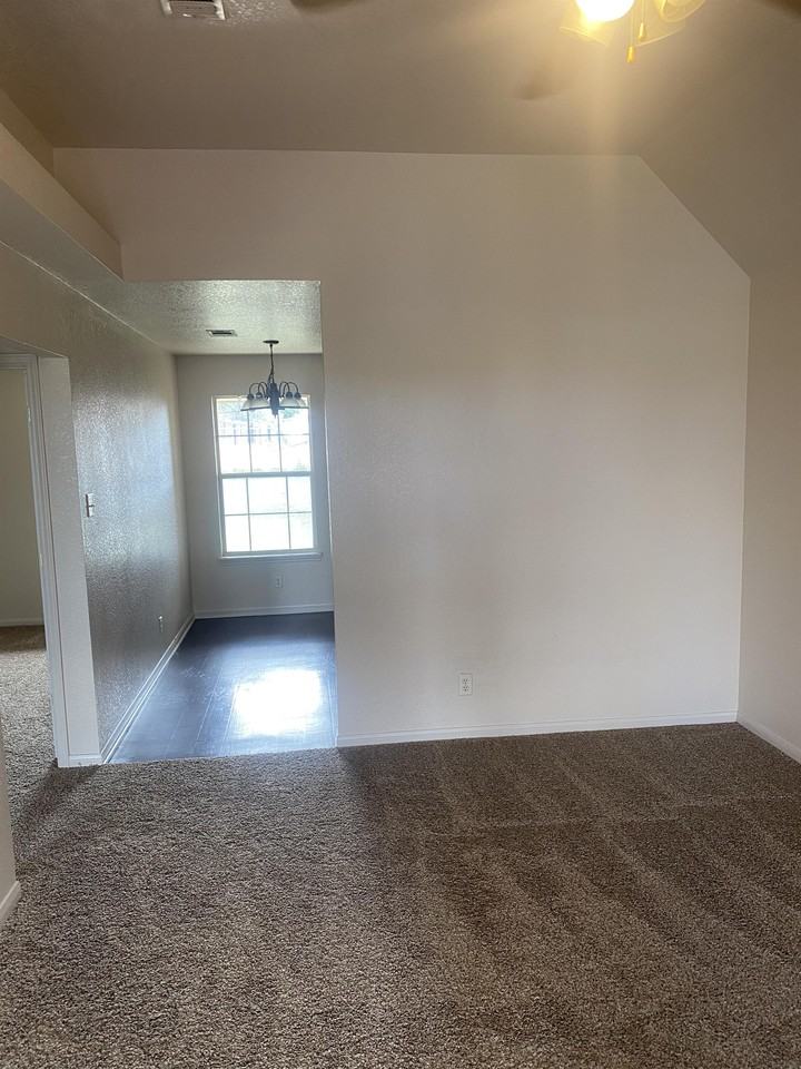 3500 Littleleaf Dr #A - Photo 2 of 7