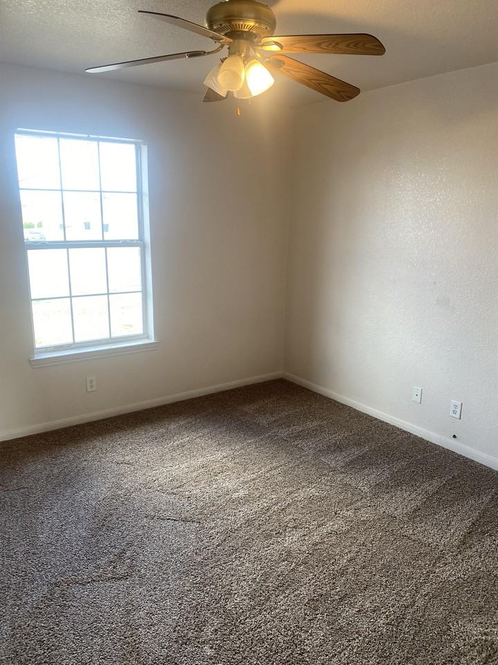 3500 Littleleaf Dr #A - Photo 4 of 7