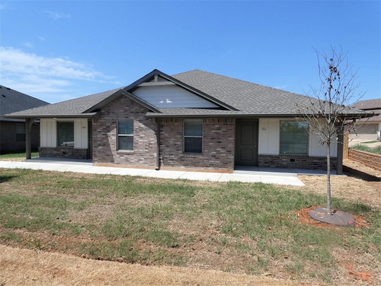 409 Vail Cir #1 - Photo 2 of 19