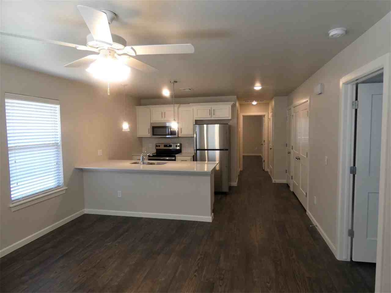 409 Vail Cir #1 - Photo 4 of 19