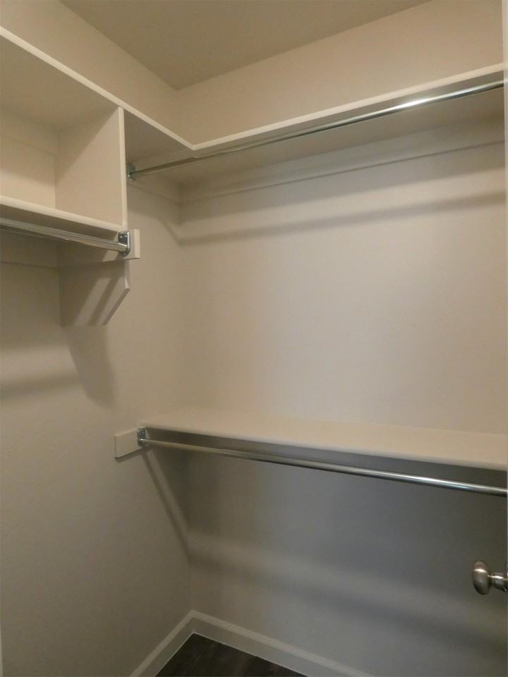 409 Vail Cir #1 - Photo 7 of 19