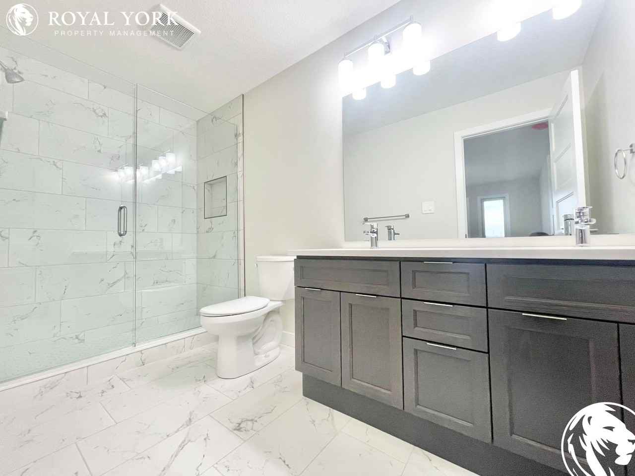 6853 Royal Magnolia Avenue #1 - Photo 3 of 33